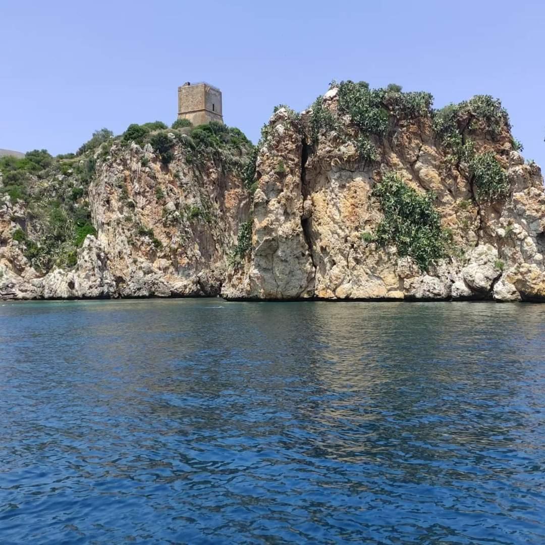 Appartamento Golden House Castellammare del Golfo Esterno foto